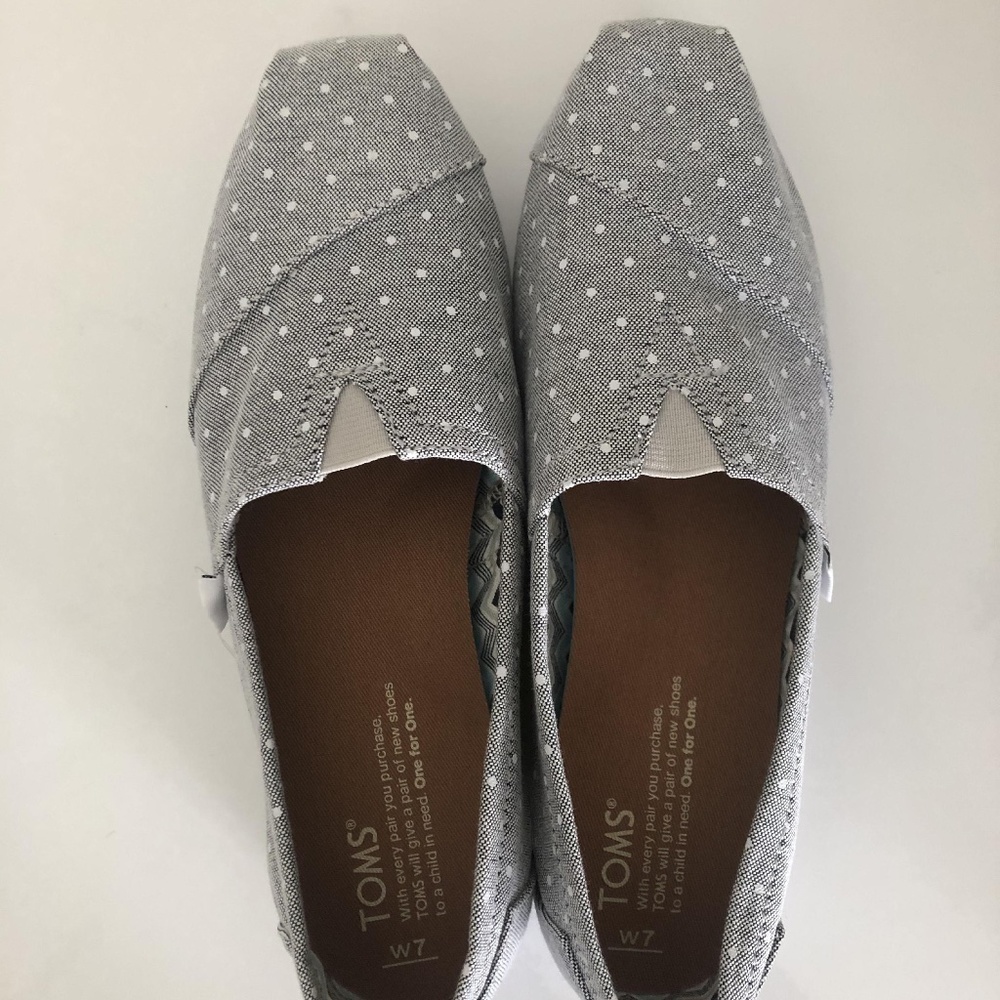 Wmn Classic Grey Chambray Polka Dot Toms